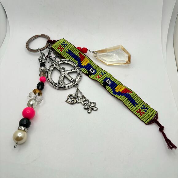 Y2K Silver & Green Peace Keychain - Picture 5 of 5